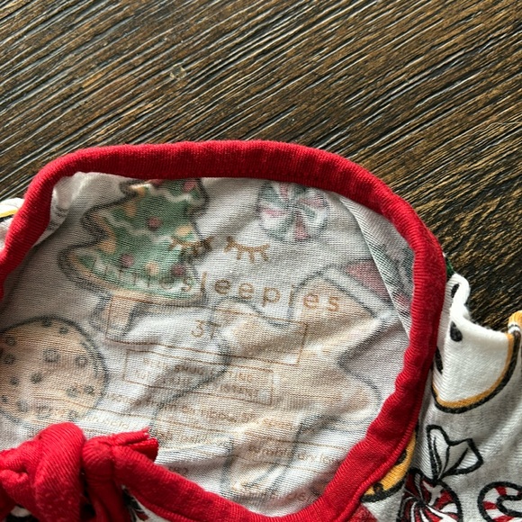 LITTLE SLEEPIES gingerbread zippy EUC - Picture 2 of 2